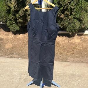 NWT Banana Republic Chic Navy Blue Sleeveless Midi Dress... Classy Ruffle Bottom